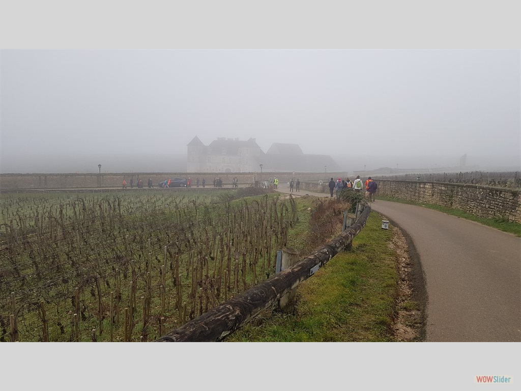 5- retour en passant devant le Clos de Vougeot